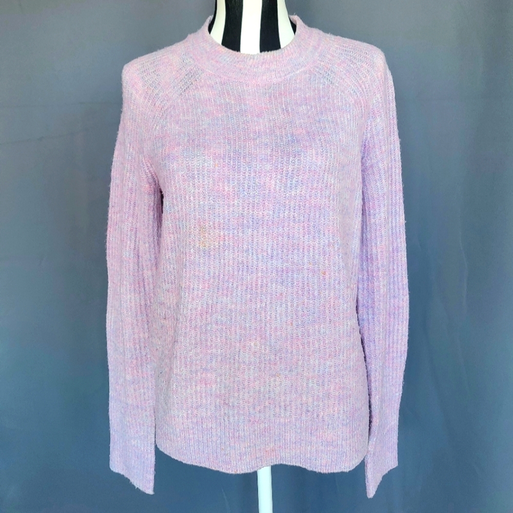 H&M Basic Purple Crewneck Sweater Size Small